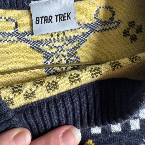 Star Trek Navy and Yellow Sweater - Picture 3 of 4